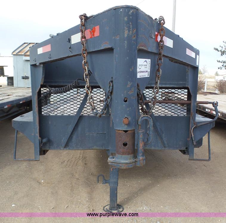 image for item J6751 1974 Donahue flatbed trailer