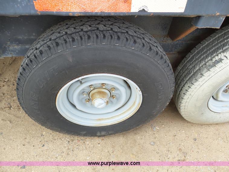 image for item J6751 1974 Donahue flatbed trailer