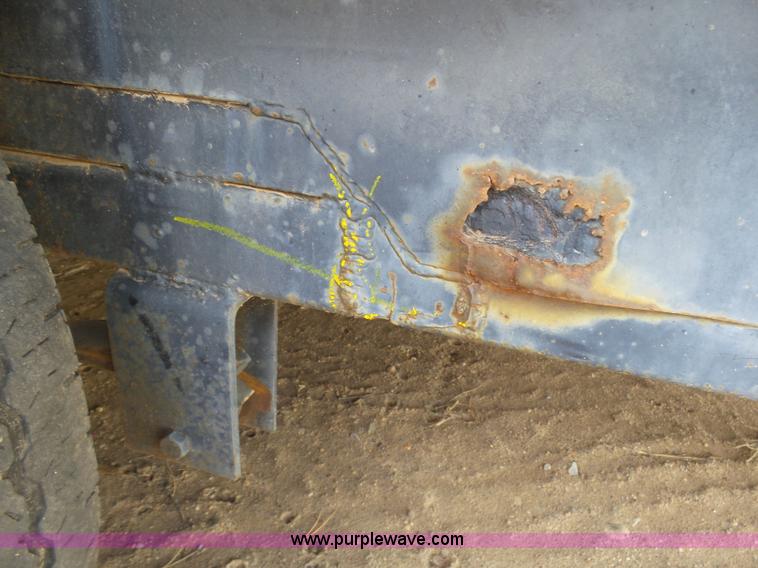 image for item J6751 1974 Donahue flatbed trailer