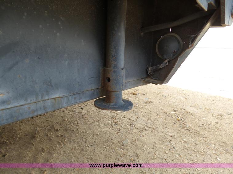 image for item J6751 1974 Donahue flatbed trailer