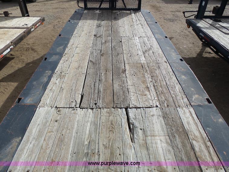 image for item J6751 1974 Donahue flatbed trailer