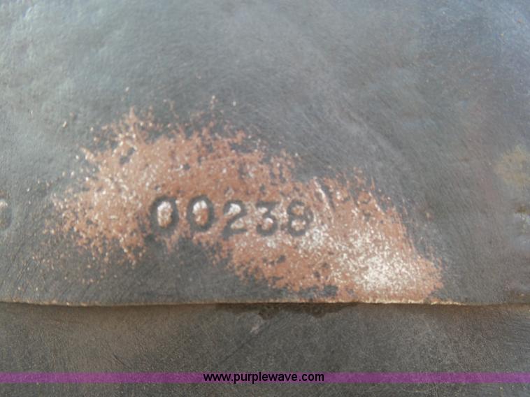 image for item J6751 1974 Donahue flatbed trailer