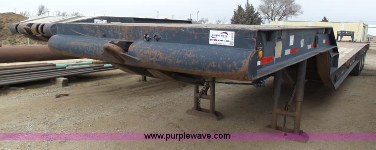 image for item J6752 1981 Vulcan drop deck trailer
