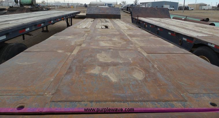 image for item J6752 1981 Vulcan drop deck trailer