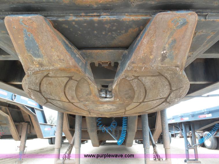 image for item J6752 1981 Vulcan drop deck trailer