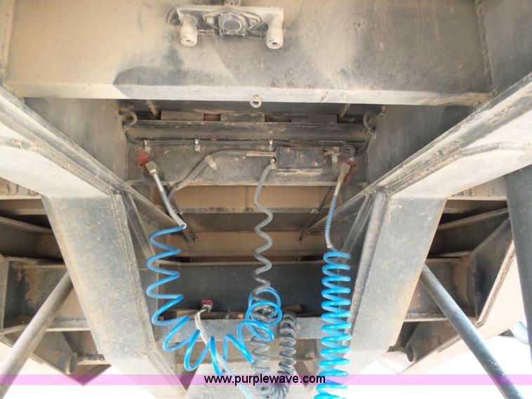 image for item J6752 1981 Vulcan drop deck trailer