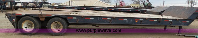 image for item J6753 1981 Vulcan drop deck trailer