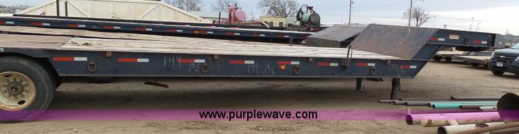 image for item J6753 1981 Vulcan drop deck trailer