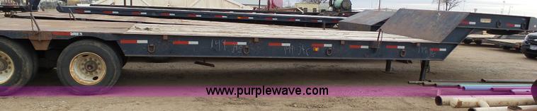 image for item J6753 1981 Vulcan drop deck trailer