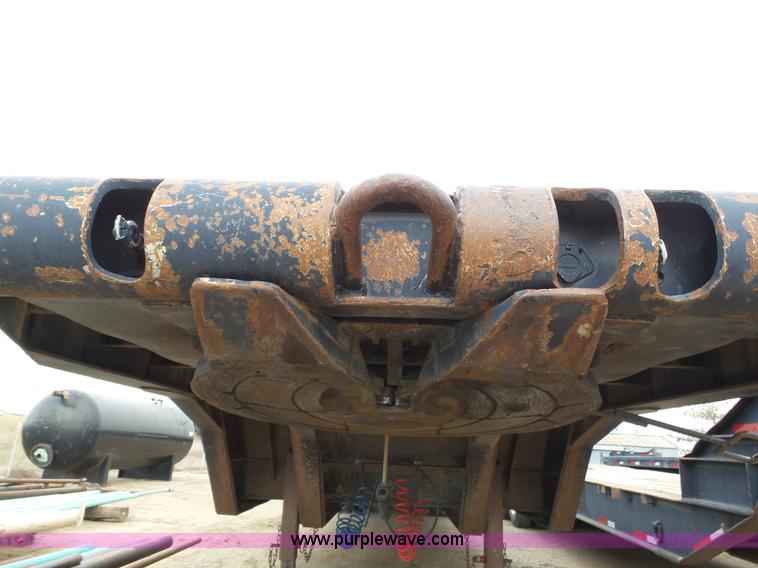 image for item J6753 1981 Vulcan drop deck trailer