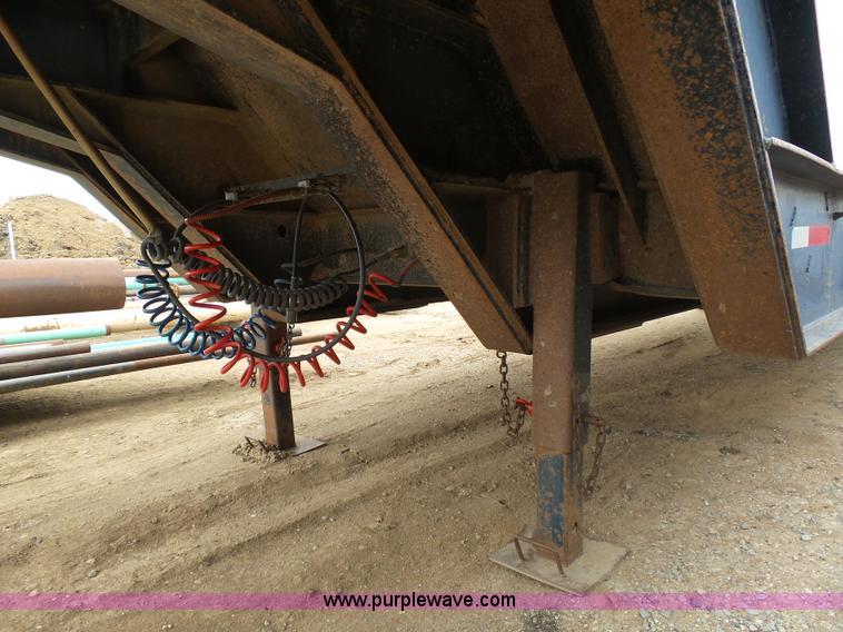 image for item J6753 1981 Vulcan drop deck trailer