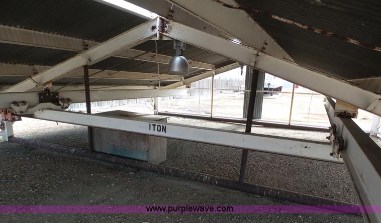 image for item J6755 42' x 28' steel construction building