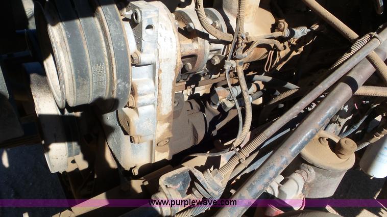 image for item J6757 1979 International G2504 winch truck