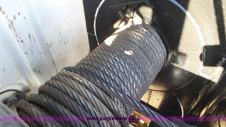 image for item J6757 1979 International G2504 winch truck