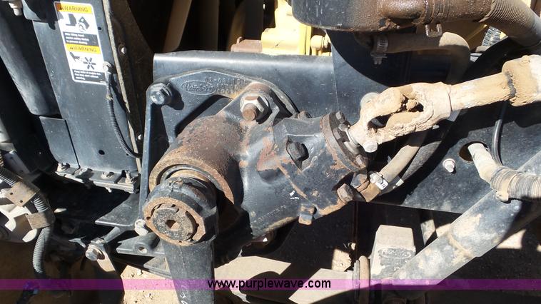 image for item J6758 2006 Peterbilt 379 semi truck