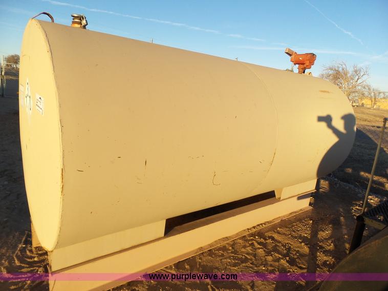 image for item J6763 Fuel tank