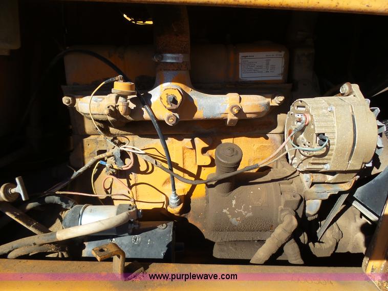 image for item J6765 Case 585C rough terrain forklift