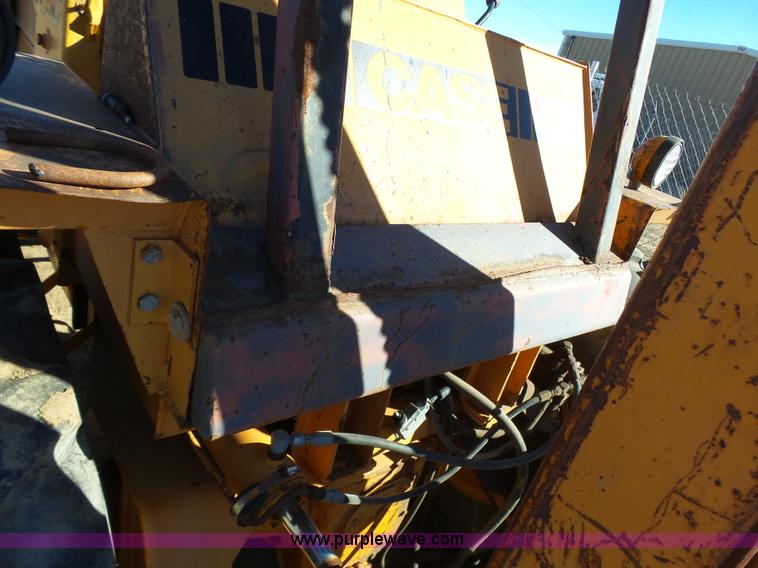 image for item J6765 Case 585C rough terrain forklift