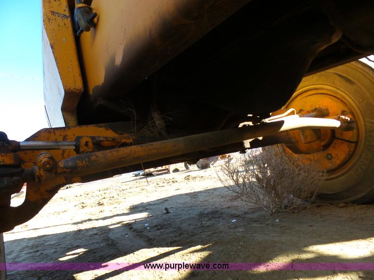 image for item J6766 Case 586D rough terrain forklift