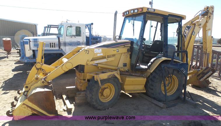 image for item J6768 Caterpillar 420D backhoe
