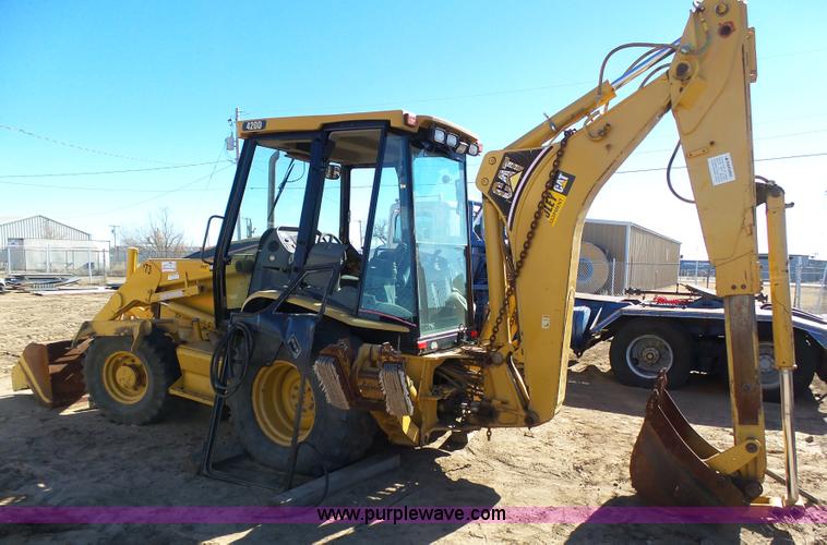 image for item J6768 Caterpillar 420D backhoe
