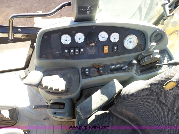 image for item J6768 Caterpillar 420D backhoe