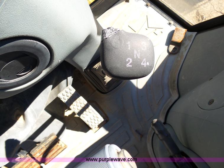 image for item J6768 Caterpillar 420D backhoe