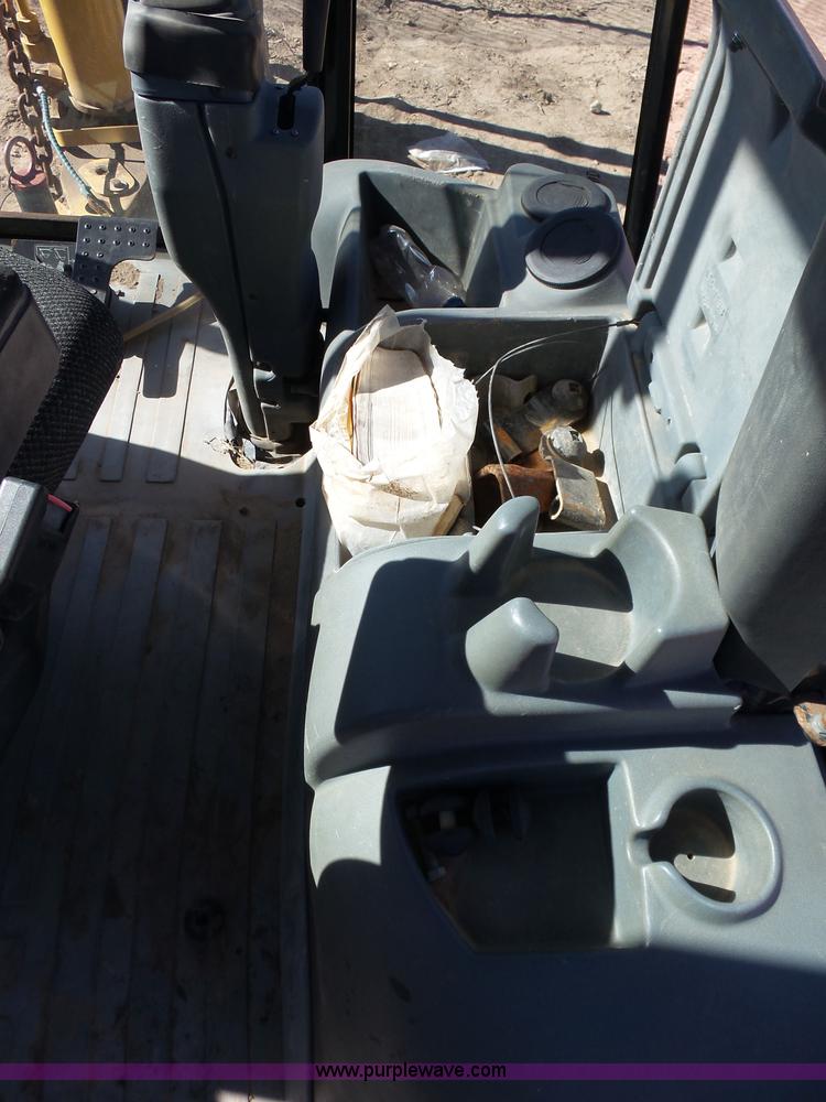 image for item J6768 Caterpillar 420D backhoe