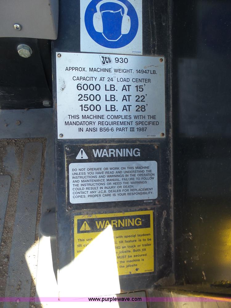 image for item J6770 2000 JCB 930 forklift