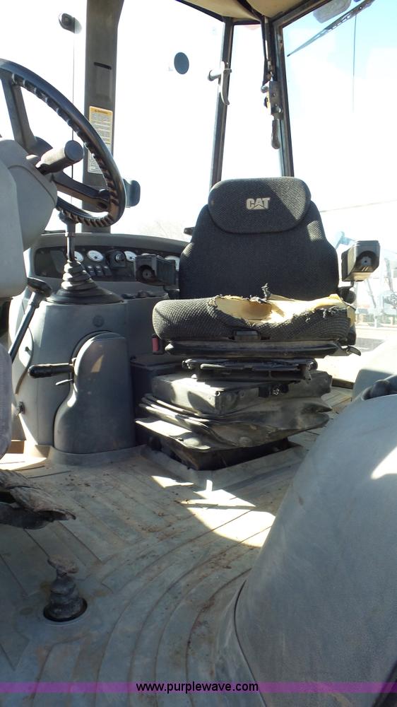 image for item J6772 2001 Caterpillar 420D backhoe