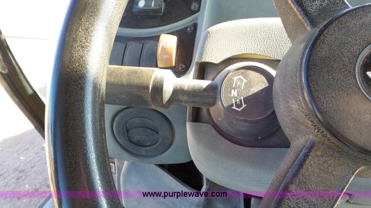 image for item J6772 2001 Caterpillar 420D backhoe