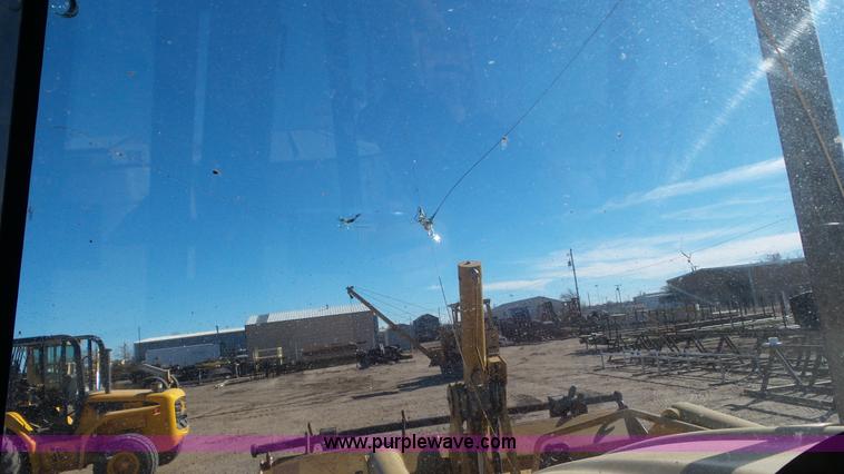 image for item J6772 2001 Caterpillar 420D backhoe