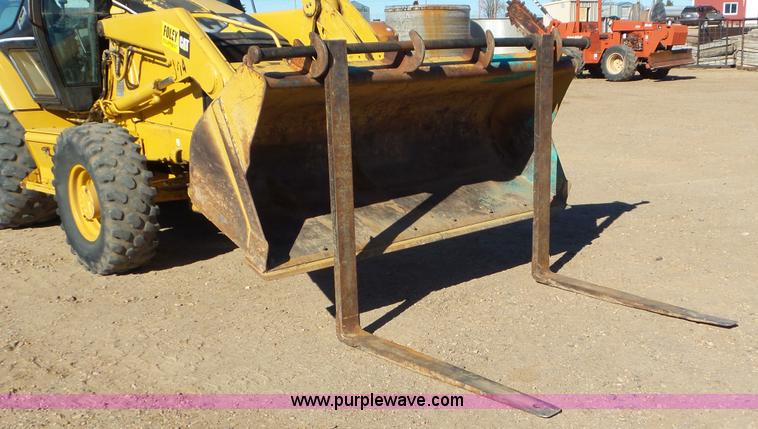 image for item J6772 2001 Caterpillar 420D backhoe