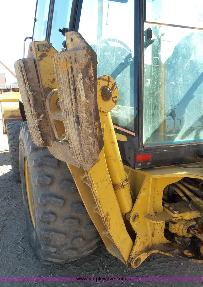 image for item J6772 2001 Caterpillar 420D backhoe