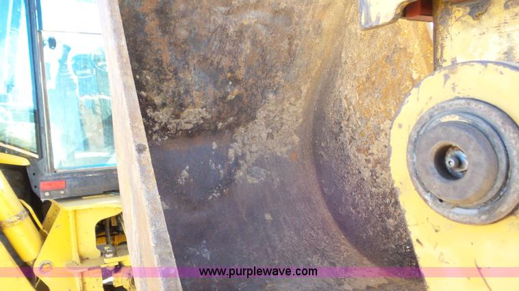 image for item J6772 2001 Caterpillar 420D backhoe
