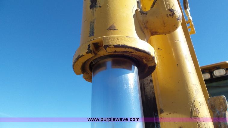 image for item J6772 2001 Caterpillar 420D backhoe