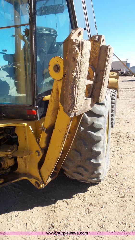 image for item J6772 2001 Caterpillar 420D backhoe