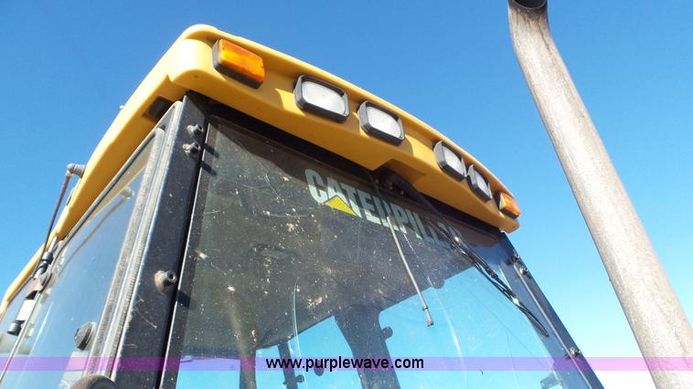 image for item J6772 2001 Caterpillar 420D backhoe