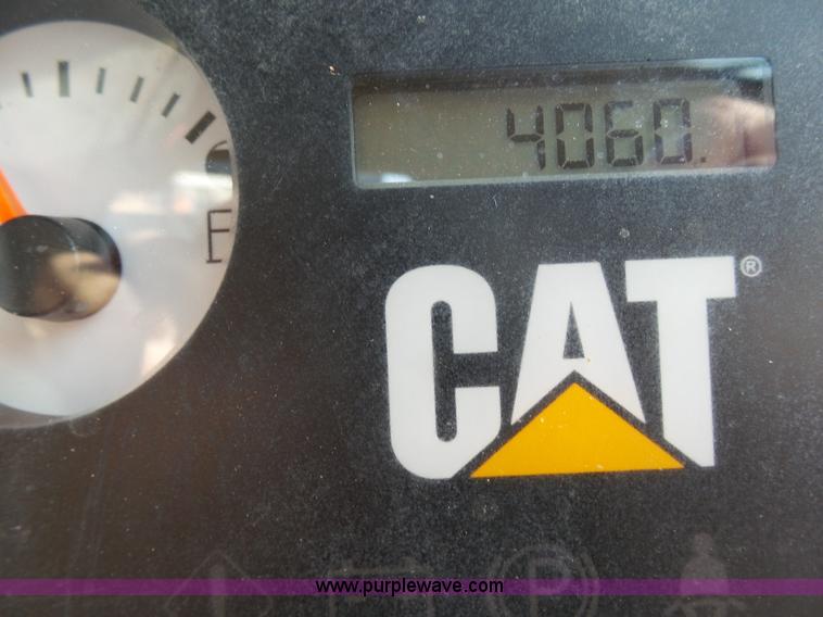 image for item J6773 2009 Caterpillar 289C skid steer
