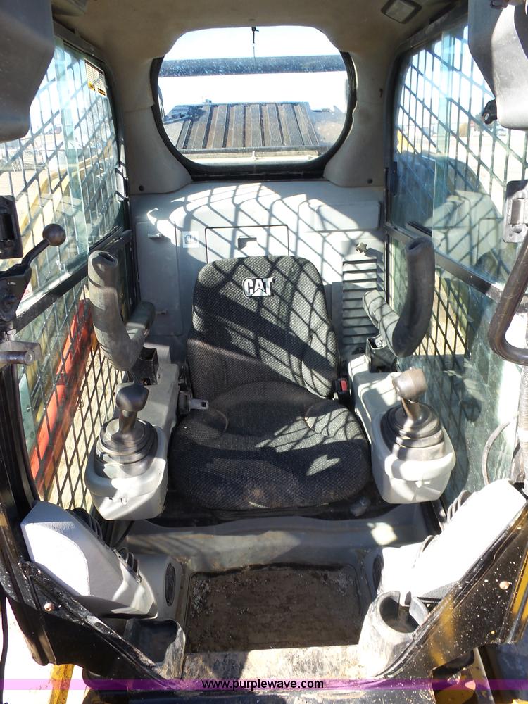 image for item J6773 2009 Caterpillar 289C skid steer