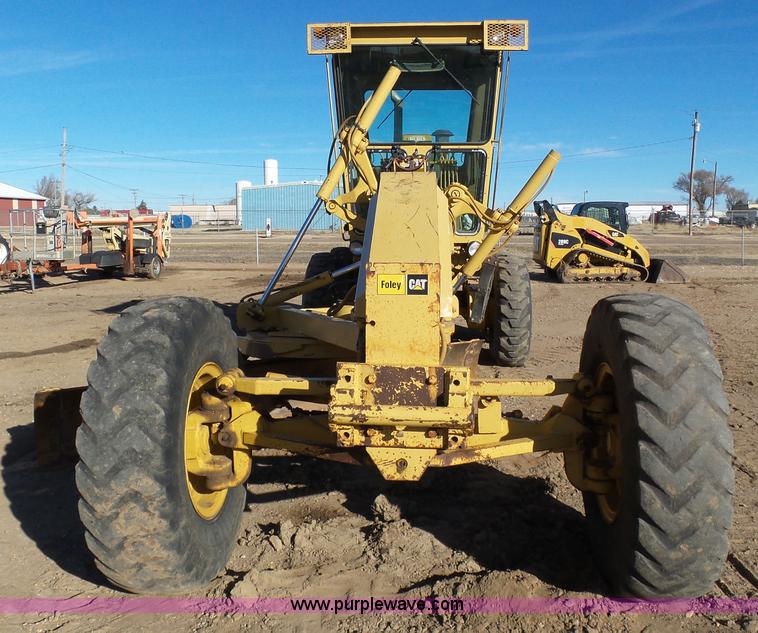 image for item J6774 1991 Caterpillar 120G motor grader