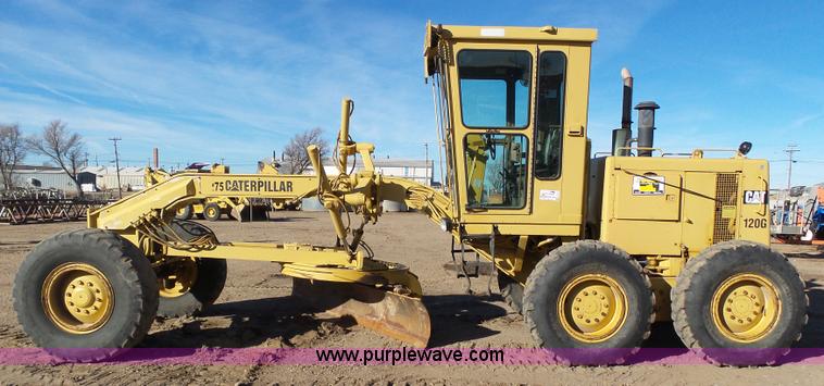 image for item J6774 1991 Caterpillar 120G motor grader