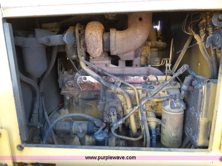 image for item J6774 1991 Caterpillar 120G motor grader