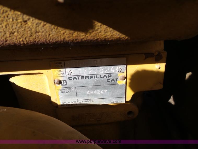 image for item J6774 1991 Caterpillar 120G motor grader