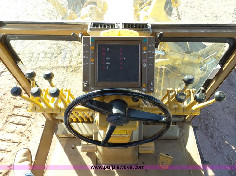 image for item J6774 1991 Caterpillar 120G motor grader