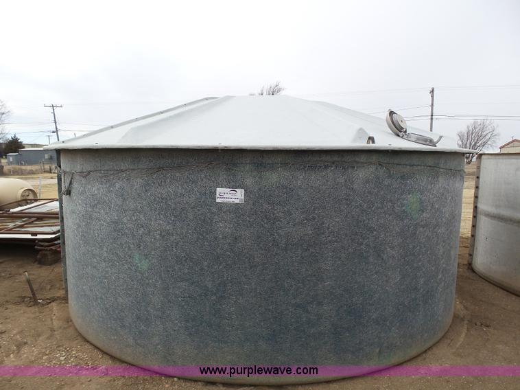 Fiberglass domed capped tank in Liberal, KS Item J6777 sold Purple Wave