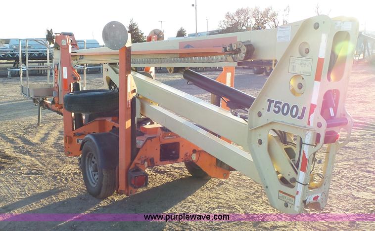 image for item J6779 2007 JLG T500J boom lift