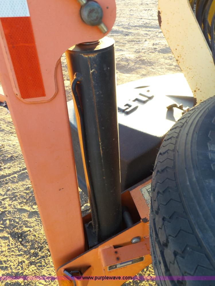 image for item J6779 2007 JLG T500J boom lift