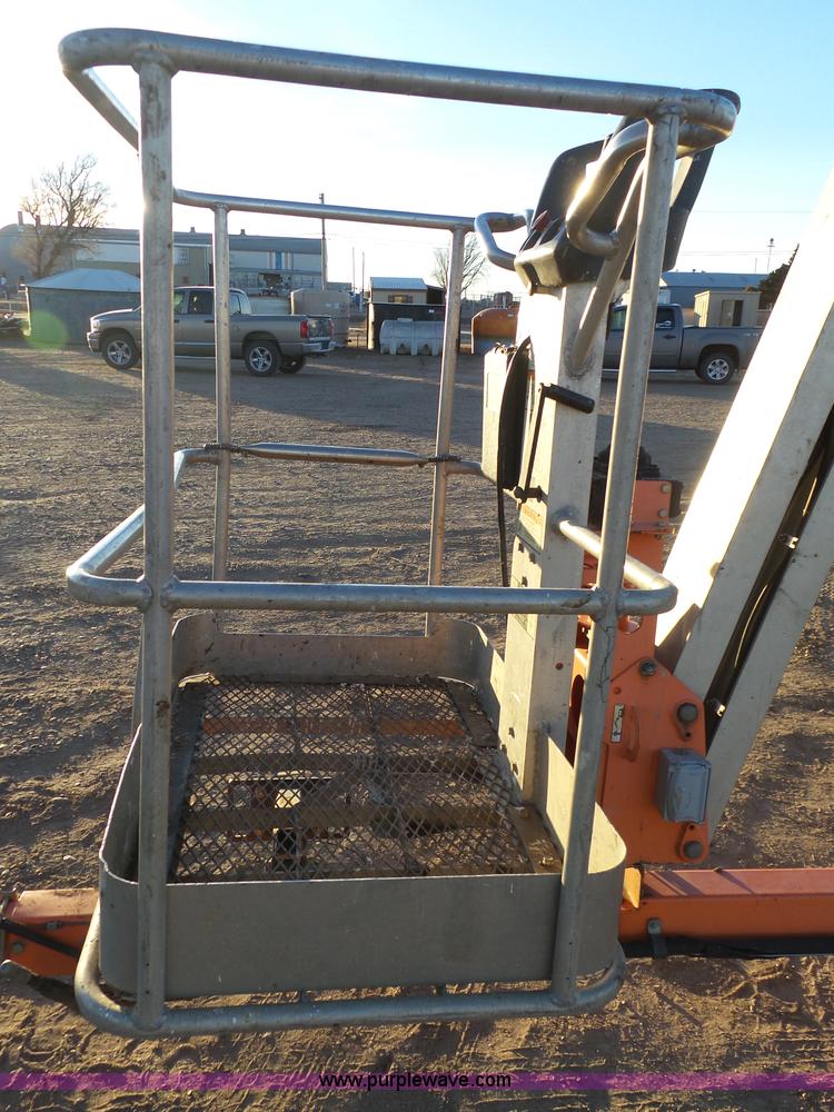 image for item J6779 2007 JLG T500J boom lift