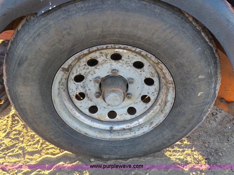 image for item J6779 2007 JLG T500J boom lift